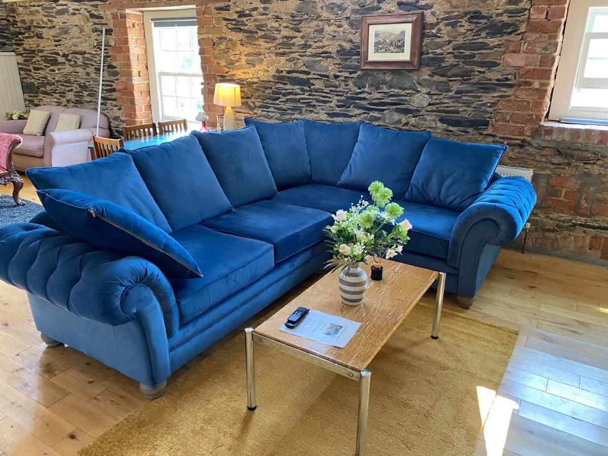 NewblissPeriod Coachhouse别墅 外观 照片